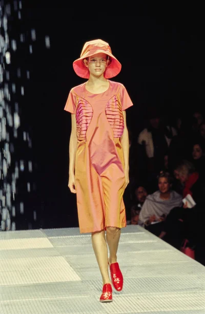 Look 25